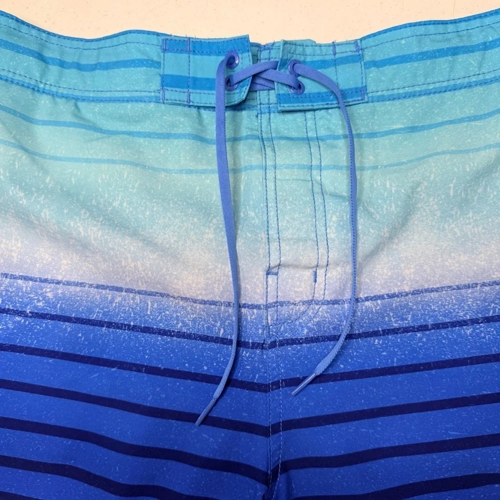 Speedo dive into